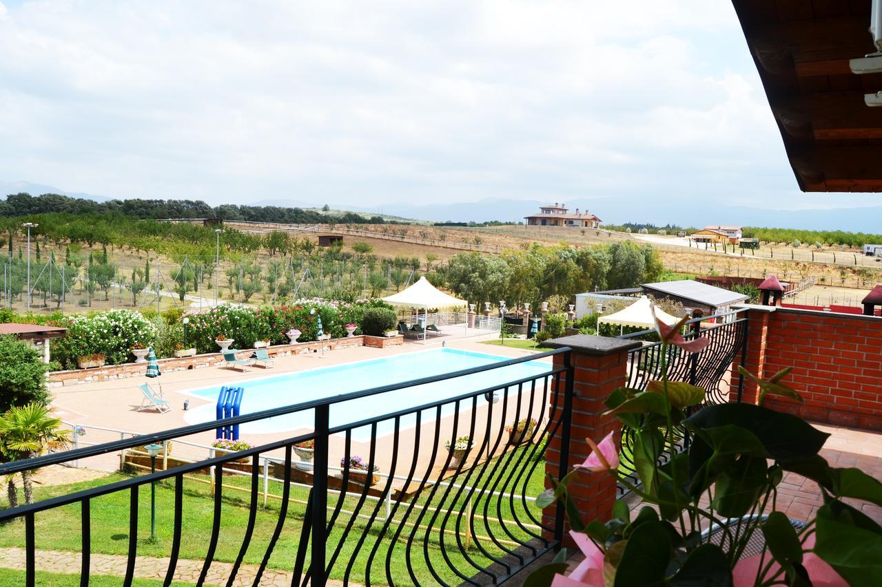 Tenuta Gran Paradiso Hotel Palombara Sabina Kültér fotó